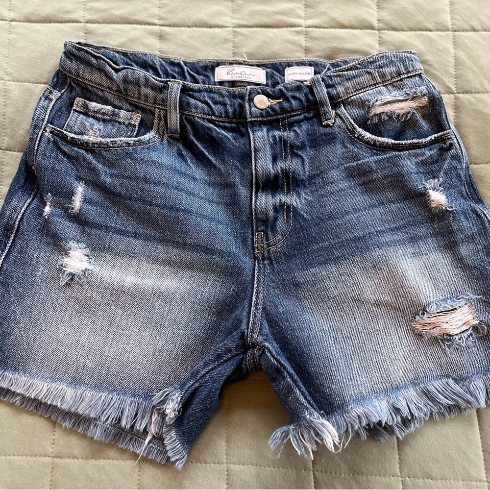 KanCan ESTILO Signature Ultra High Rise Denim Jean Shorts Size Medium